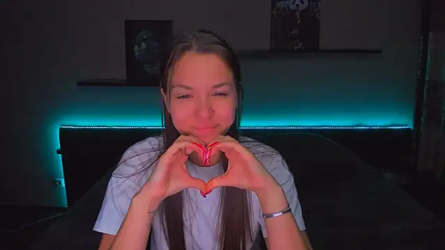 Snapshot of AlexaBarkley chatting on 01-13-26, 12:27 AlexaBarkley online show from 01-13-26, 12:27