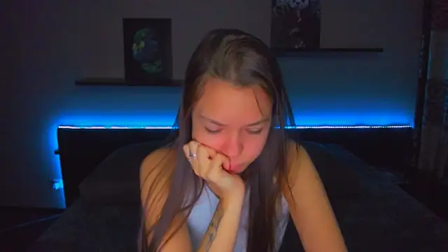 Snapshot of AlexaBarkley chatting on 01-14-26, 12:27 AlexaBarkley online show from 01-14-26, 12:27