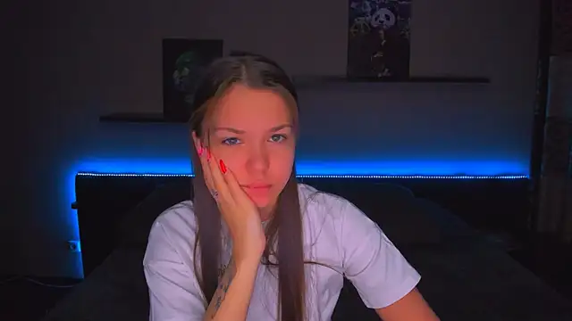 Snapshot of AlexaBarkley chatting on 01-19-26, 12:36 AlexaBarkley online show from 01-19-26, 12:36