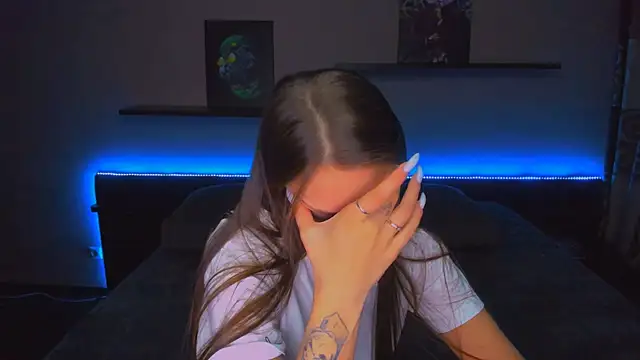 Snapshot of AlexaBarkley chatting on 02-03-26, 11:10 AlexaBarkley online show from 02-03-26, 11:10