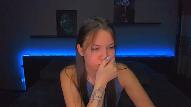 Snapshot of AlexaBarkley chatting on 02-06-26, 12:26 AlexaBarkley online show from 02-06-26, 12:26