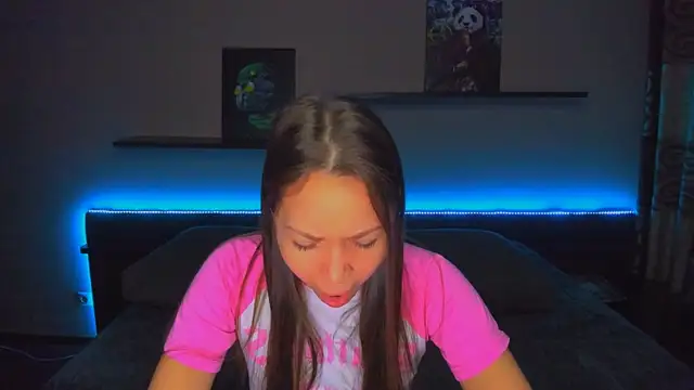 Snapshot of AlexaBarkley chatting on 02-13-26, 12:28 AlexaBarkley online show from 02-13-26, 12:28