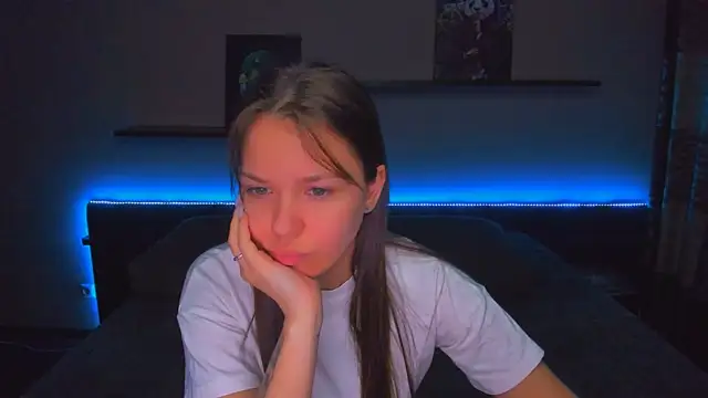 Snapshot of AlexaBarkley chatting on 02-18-26, 12:28 AlexaBarkley online show from 02-18-26, 12:28