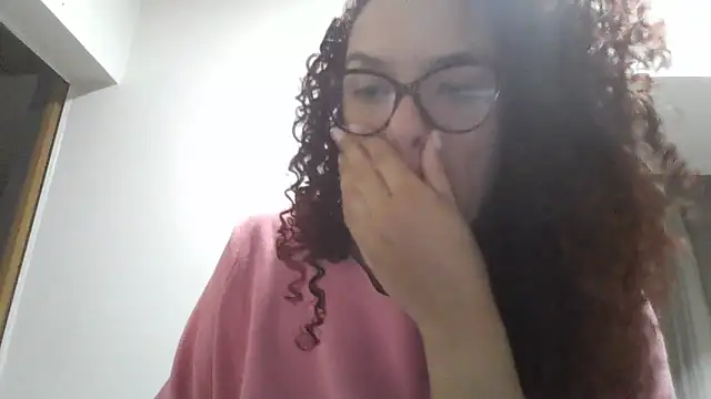 Snapshot of amorcaradepau_ chatting on 05-28-26, 11:57 amorcaradepau online show from 05-28-26, 11:57