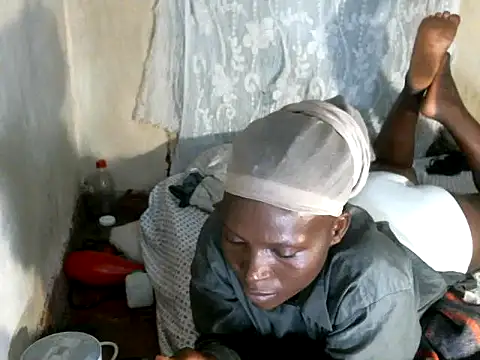 cute-shamza online show from 12-20-25, 05:31