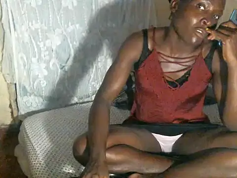 cute-shamza online show from 01-18-26, 04:44