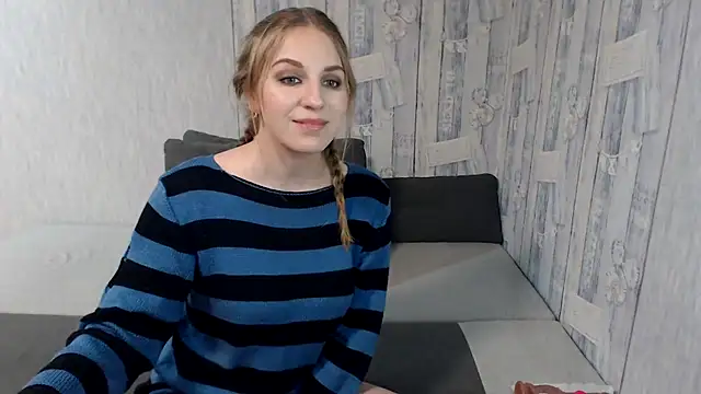 Snapshot of Pilly_green_ chatting on 03-16-25, 06:42 Pilly green online show from 03-16-25, 06:42