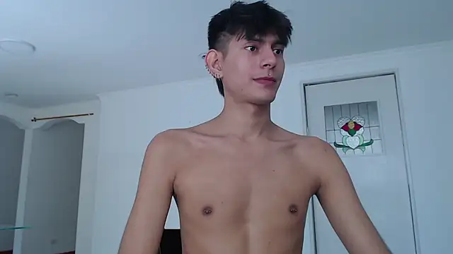 Snapshot of imdavo23 chatting on 01-18-25, 03:59 imdavo23 online show from 01-18-25, 03:59