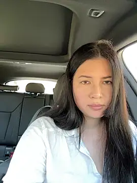 clairewntr online show from 02-04-25, 05:23