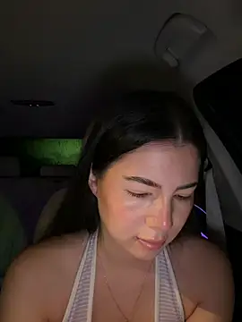 Snapshot of clairewntr chatting on 02-05-26, 08:24 clairewntr online show from 02-05-26, 08:24