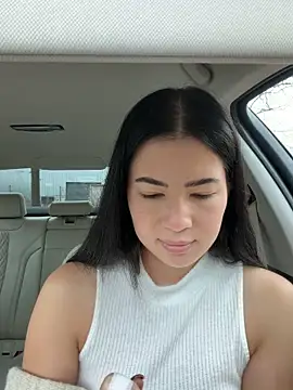 Snapshot of clairewntr chatting on 02-06-26, 12:52 clairewntr online show from 02-06-26, 12:52