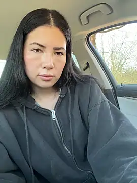 Snapshot of clairewntr chatting on 02-27-26, 12:16 clairewntr online show from 02-27-26, 12:16