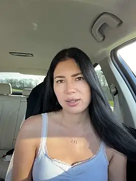 clairewntr online show from 04-06-26, 03:35