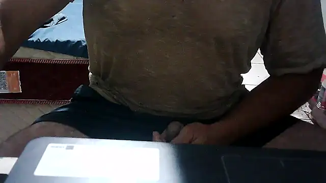 eduar570 online show from 12-20-25, 07:04