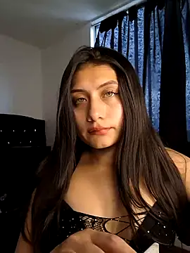 Snapshot of _Danna chatting on 12-02-24, 03:25 Danna online show from 12-02-24, 03:25