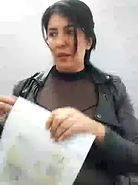 aisha latina online show from 01-30-25, 09:14