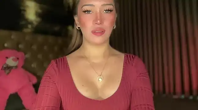 Snapshot of Jasmine_Elcock chatting on 12-06-24, 05:20 Jasmine Elcock online show from 12-06-24, 05:20