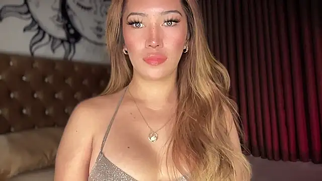 Snapshot of Jasmine_Elcock chatting on 01-03-25, 03:12 Jasmine Elcock online show from 01-03-25, 03:12