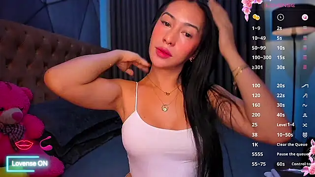 Snapshot of Jasmine_Elcock chatting on 04-02-26, 03:31 Jasmine Elcock online show from 04-02-26, 03:31