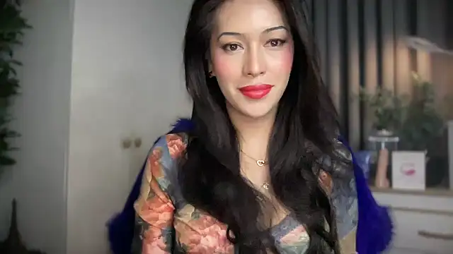 Snapshot of Jasmine_Elcock chatting on 06-19-26, 06:45 Jasmine Elcock online show from 06-19-26, 06:45