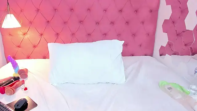 DaliaScoth online show from 02-27-25, 01:38