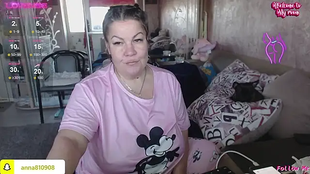 Snapshot of femme_fatale1 chatting on 10-30-25, 09:11 femme fatale1 online show from 10-30-25, 09:11