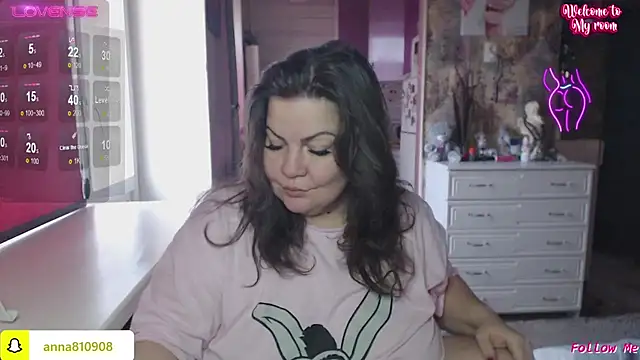 femme fatale1 online show from 12-21-25, 09:38