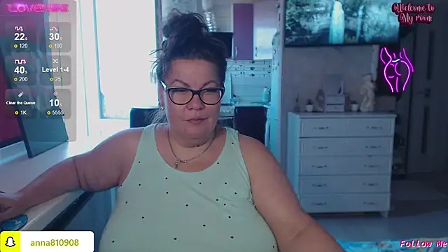 Snapshot of femme_fatale1 chatting on 07-18-26, 10:52 femme fatale1 online show from 07-18-26, 10:52