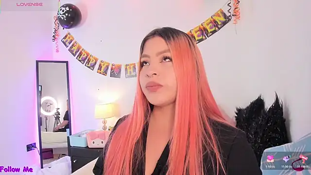 SophieRossi online show from 10-30-25, 04:03