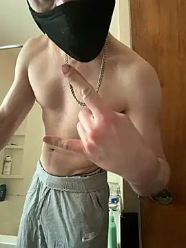Cloudd Kingg Iceyyy online show from 05-06-26, 04:23