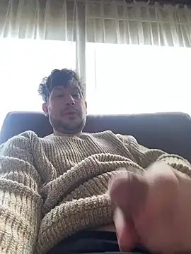 Snapshot of Taxidriver1988 chatting on 02-08-25, 10:29 Taxidriver1988 online show from 02-08-25, 10:29