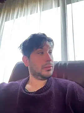 Snapshot of Taxidriver1988 chatting on 03-03-25, 09:33 Taxidriver1988 online show from 03-03-25, 09:33