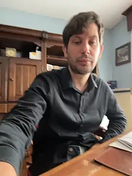 Snapshot of Taxidriver1988 chatting on 09-23-25, 01:47 Taxidriver1988 online show from 09-23-25, 01:47