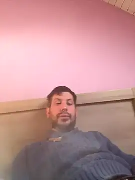 Snapshot of Taxidriver1988 chatting on 12-16-25, 02:00 Taxidriver1988 online show from 12-16-25, 02:00