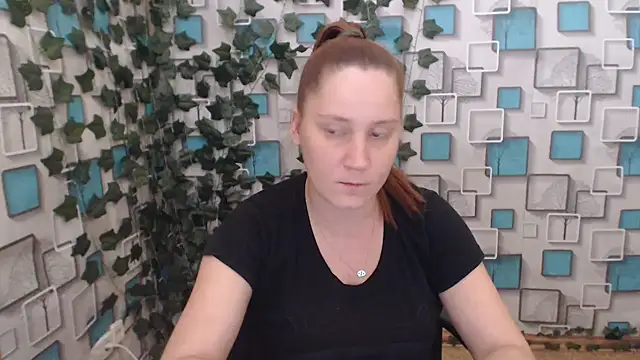 JosieJun  online show from 09-17-25, 06:31