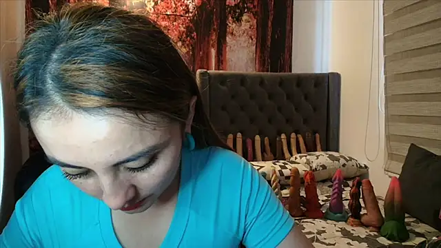 Snapshot of sofia23dirty chatting on 06-20-26, 07:05 sofia23dirty online show from 06-20-26, 07:05