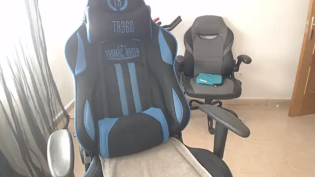 LARACRUZ30 online show from 03-29-26, 07:19