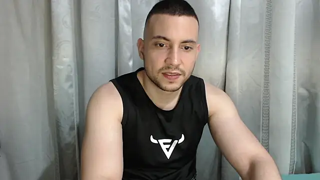 Snapshot of Armando_2002 chatting on 05-19-26, 03:02 Armando 2002 online show from 05-19-26, 03:02