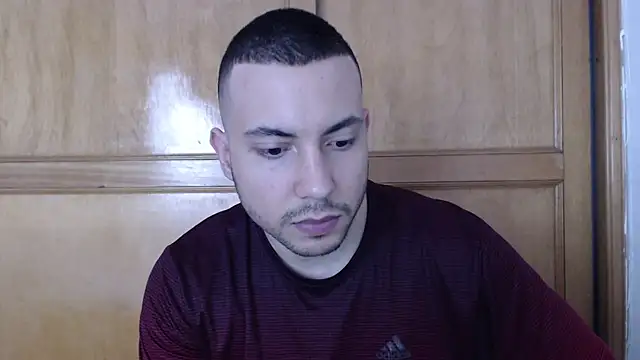 Snapshot of Armando_2002 chatting on 06-24-26, 04:50 Armando 2002 online show from 06-24-26, 04:50