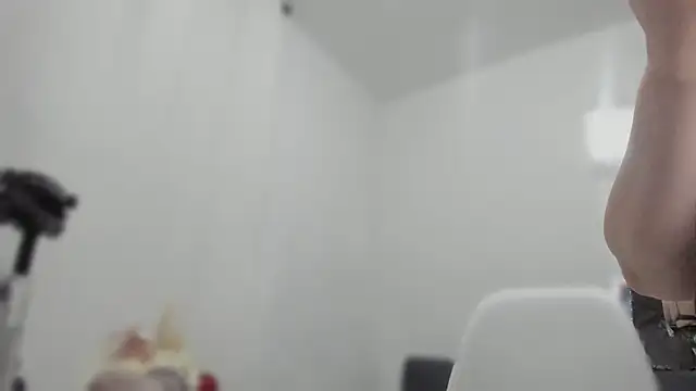 esmeraldamfc online show from 02-12-25, 12:05