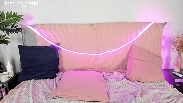 Snapshot of di_perle chatting on 12-09-24, 07:07 di perle online show from 12-09-24, 07:07