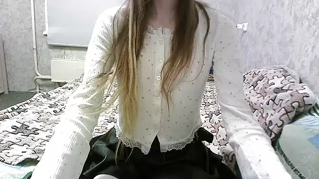 KittyBounty online show from 12-18-25, 07:20