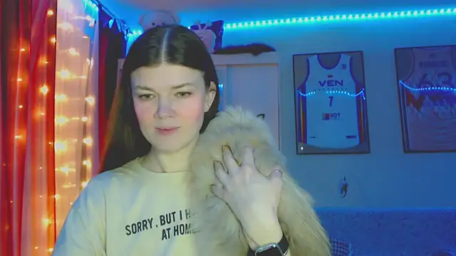 Snapshot of Klementa chatting on 05-16-26, 07:34 Klementa online show from 05-16-26, 07:34