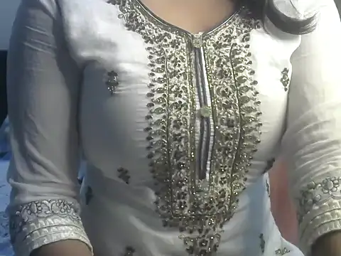 Snapshot of SiaraSiyA chatting on 01-11-25, 12:29 SiaraSiyA online show from 01-11-25, 12:29