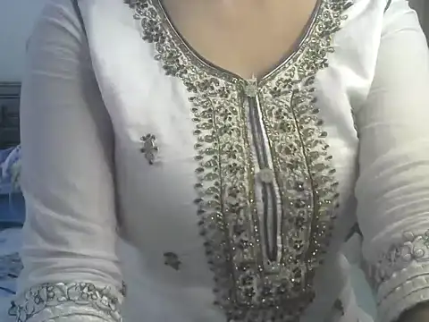 Snapshot of SiaraSiyA chatting on 02-08-25, 09:46 SiaraSiyA online show from 02-08-25, 09:46