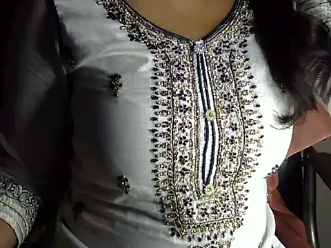 Snapshot of SiaraSiyA chatting on 09-19-25, 05:24 SiaraSiyA online show from 09-19-25, 05:24