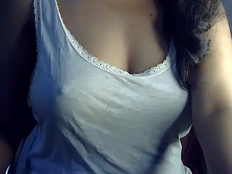 Snapshot of SiaraSiyA chatting on 10-08-25, 05:10 SiaraSiyA online show from 10-08-25, 05:10