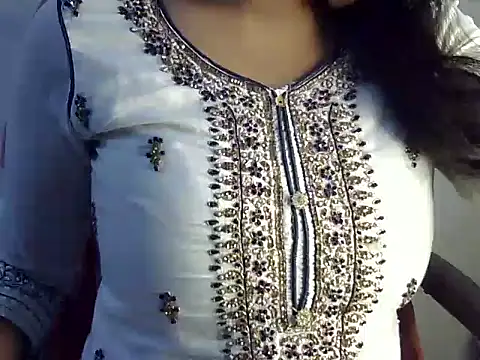 Snapshot of SiaraSiyA chatting on 11-14-25, 06:17 SiaraSiyA online show from 11-14-25, 06:17