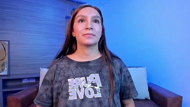 miataylorr1 online show from 02-18-25, 12:06