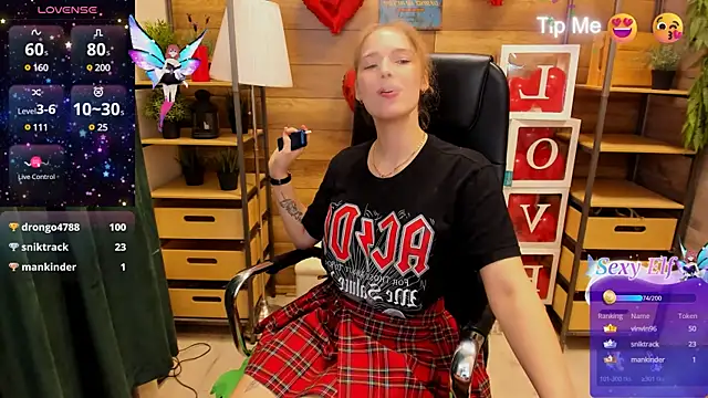  fiona Love online show from 03-15-25, 01:41